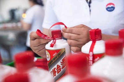 茅台酒11月21日销售已破千亿,连续两年成为千亿级酒类超级大单品