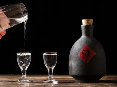 # 拼多多开店卖酒赚钱吗?揭秘酒类电商创业新蓝海,轻松实现盈利增长